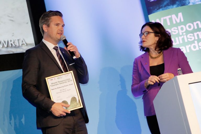 Iberostar gana dos premios internacionales de viajes por la sostenibilidad en el WTM 2019